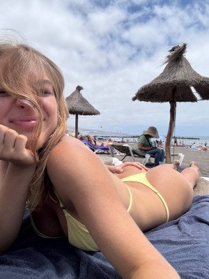 Zlatochkaden Nude Leaks OnlyFans Photos #6