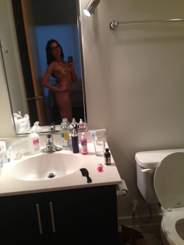 Trieste Kelly Dunn Leaked Nude Photos 7337