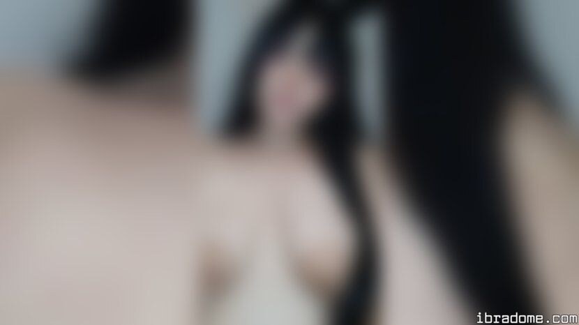 BR  Boss Serena Nudes 58971