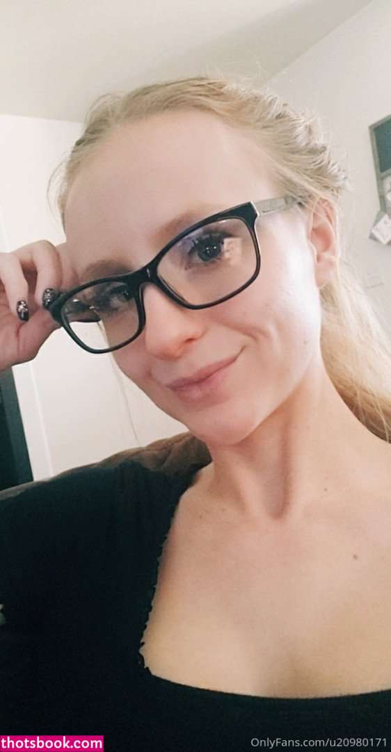 Elle Dainty Nude OnlyFans Photos #5 343954