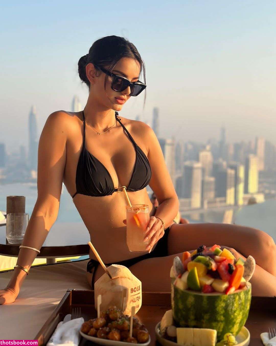 Mahlagha Jaberi Nude Photos #1 358407