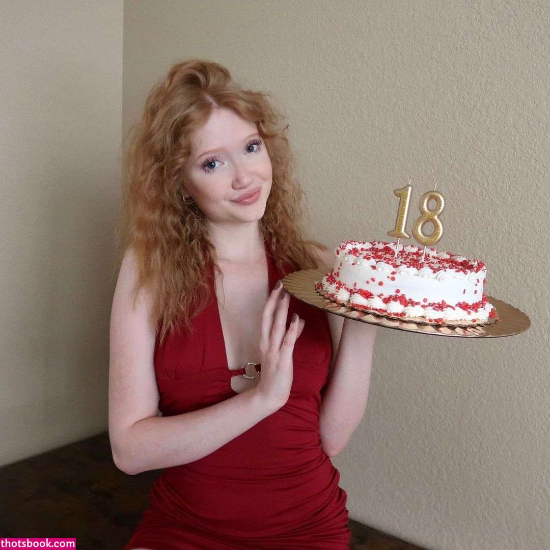 Makenna Kelly Lifewithmak Nude OnlyFans Photos #1 377705