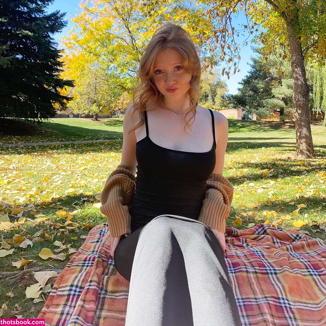 Makenna Kelly Lifewithmak Nude OnlyFans Photos #9 378478