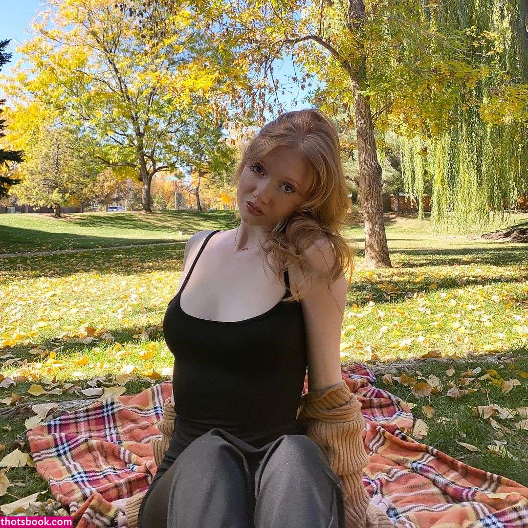 Makenna Kelly Lifewithmak Nude OnlyFans Photos #9 378483