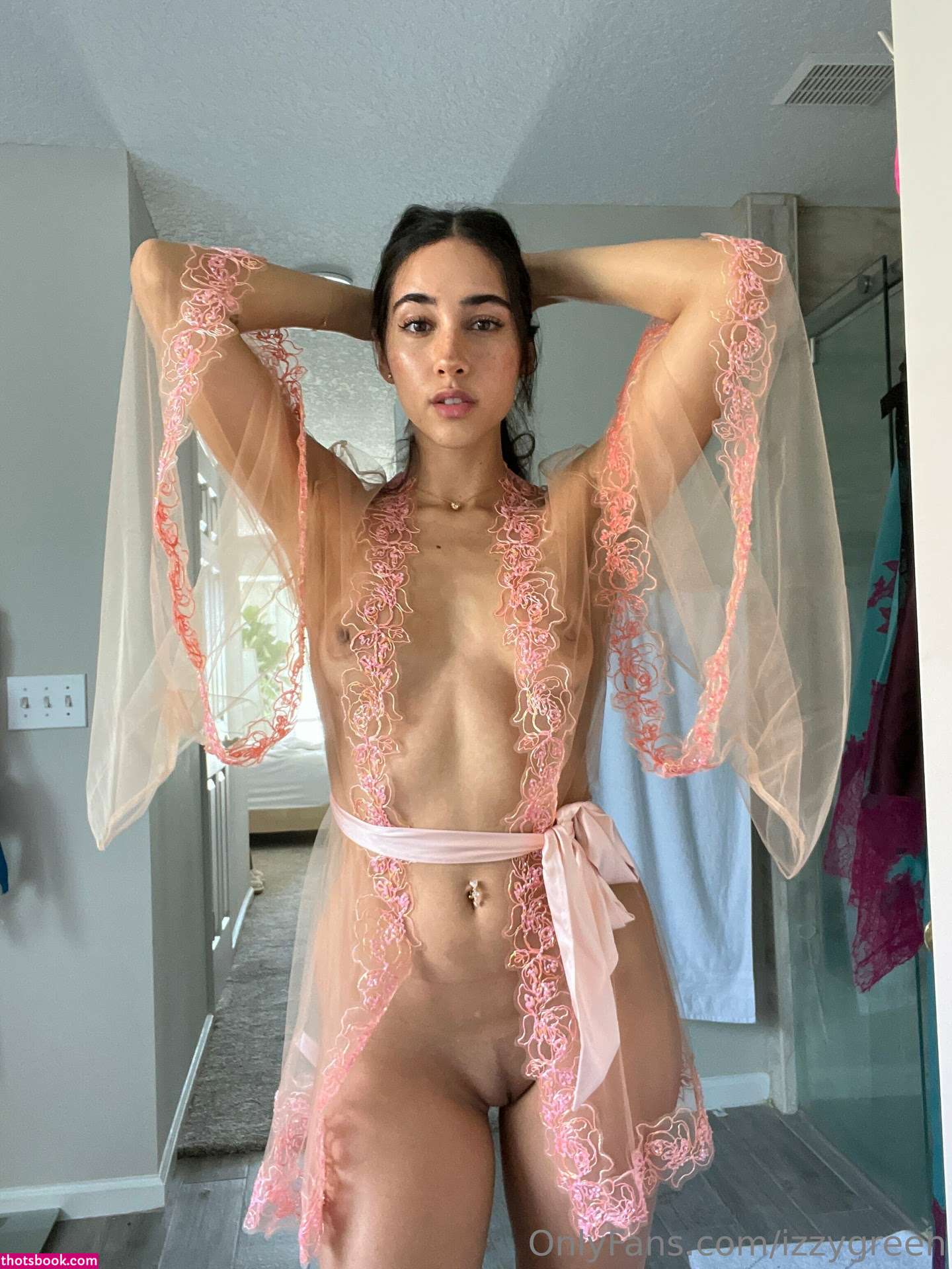 Izzy Green Nude OnlyFans Photos #25 373224