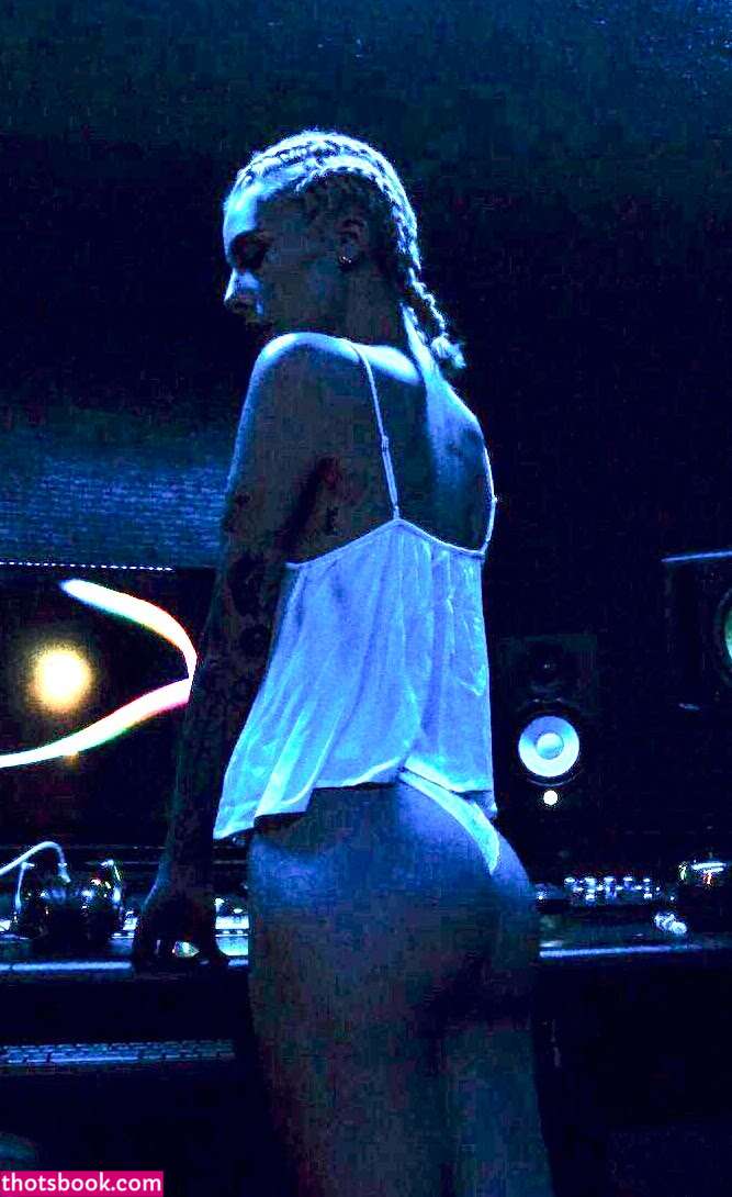 Lil Debbie debbiecakes420 Nude OnlyFans Photos #7 1165576