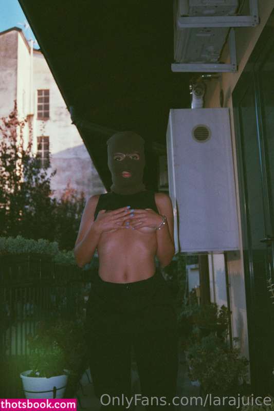 Lara Juice Nude OnlyFans Photos #6 1113096