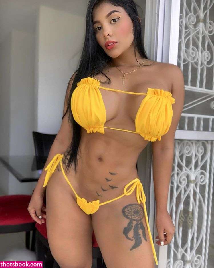 Caro Velez Carolina Velez Betancourth Nude OnlyFans Photos #8 1142450