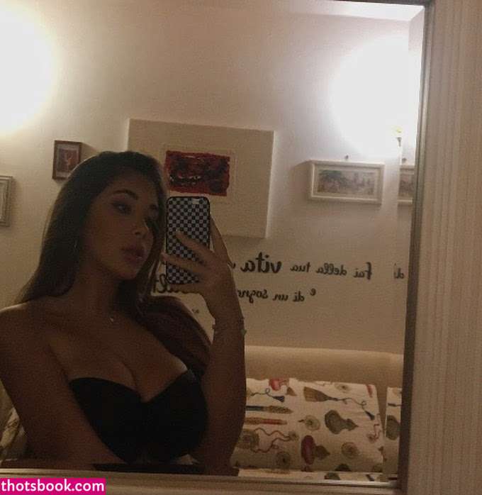 Livia Borghese liviaborghesee Nude Leaks OnlyFans Photos #1 1810133