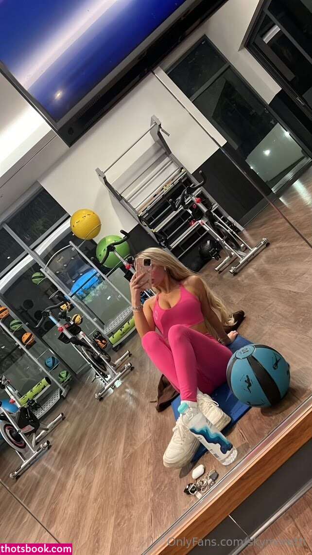 skymoretti Nude Leaks OnlyFans Photos #2 1801250