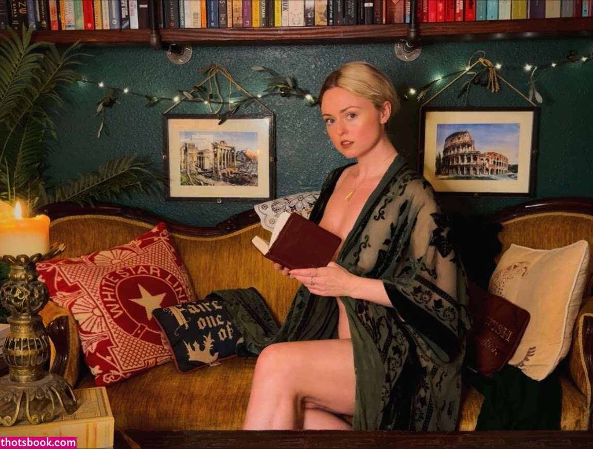 lottedawson Saoirse Saoirse s Shelf Nude Leaks OnlyFans Photos #5 1814988