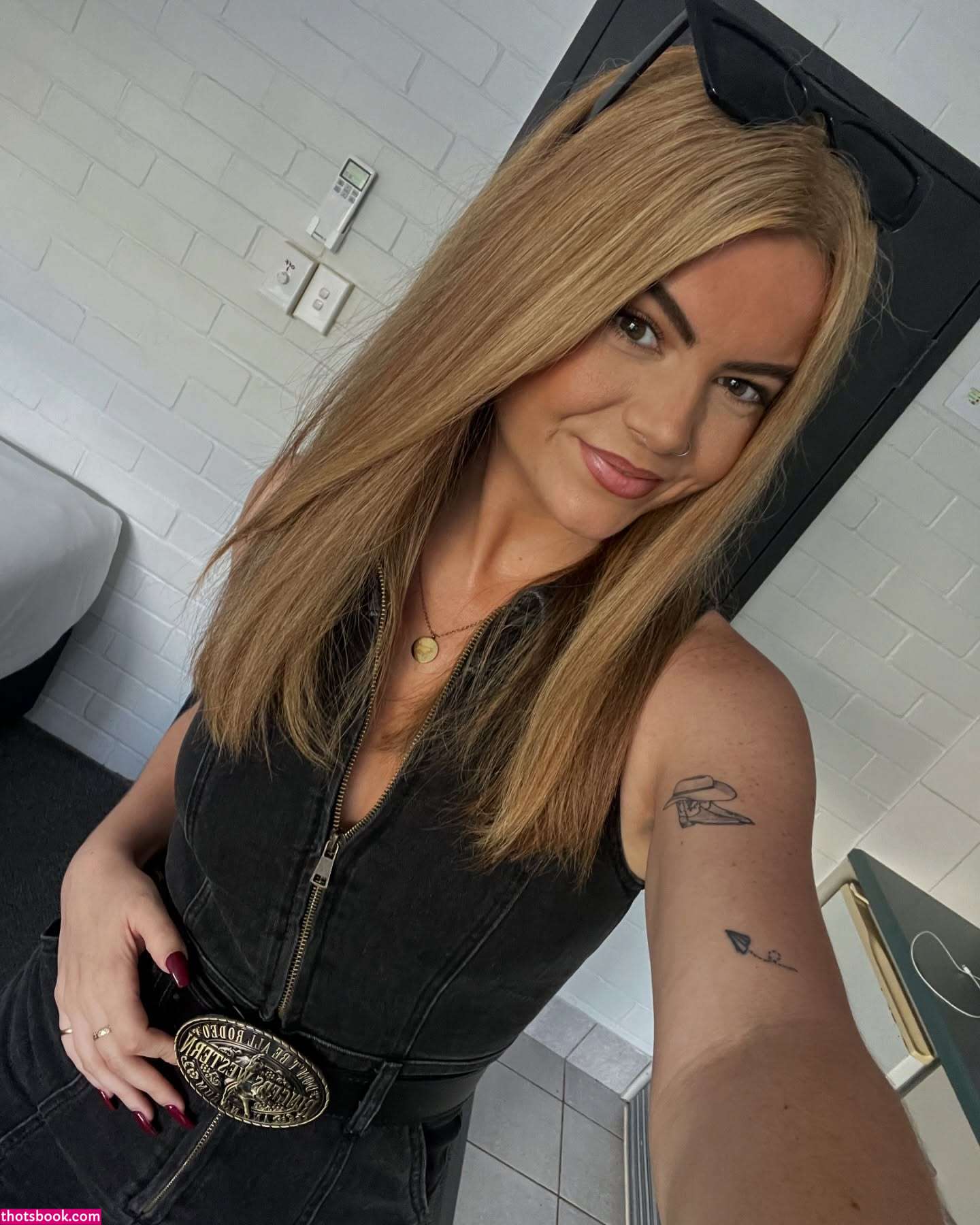 emajanewhite thelandygirl Ema White Nude Leaks OnlyFans Photos #2 1811405