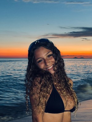 MD Julie md julieaft Julie mello Nude Leaks OnlyFans Photos #3