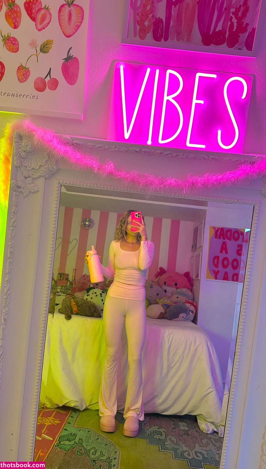 Abbbn0rmal Abby Hubbard Nude Leaks OnlyFans Photos #5 1815684