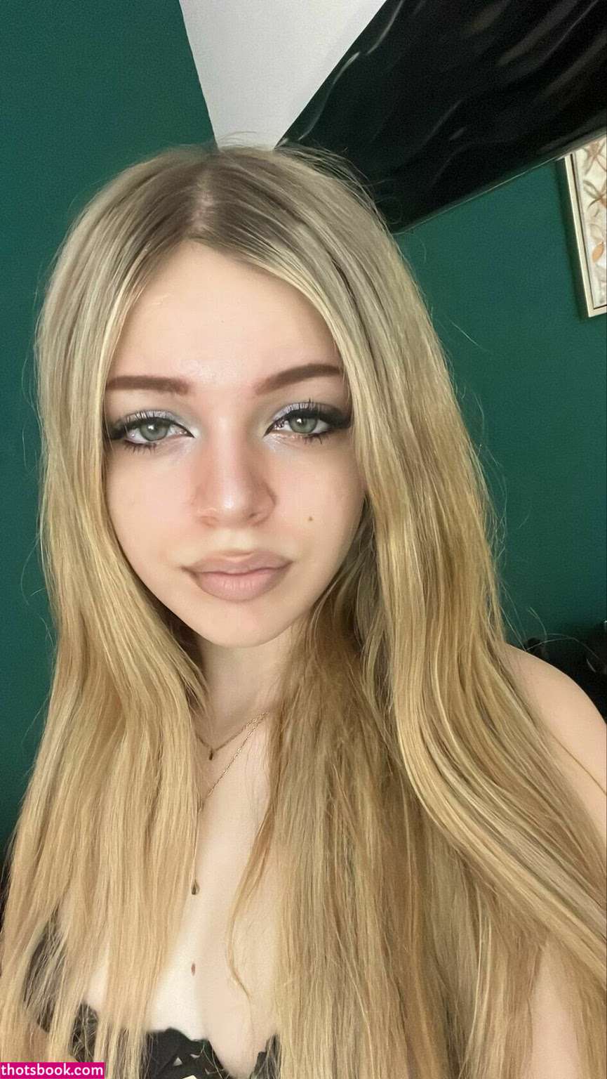 AnjelinaPoem LittlePoem Missy Anjeliina Nude Leaks OnlyFans Photos #6 1816212