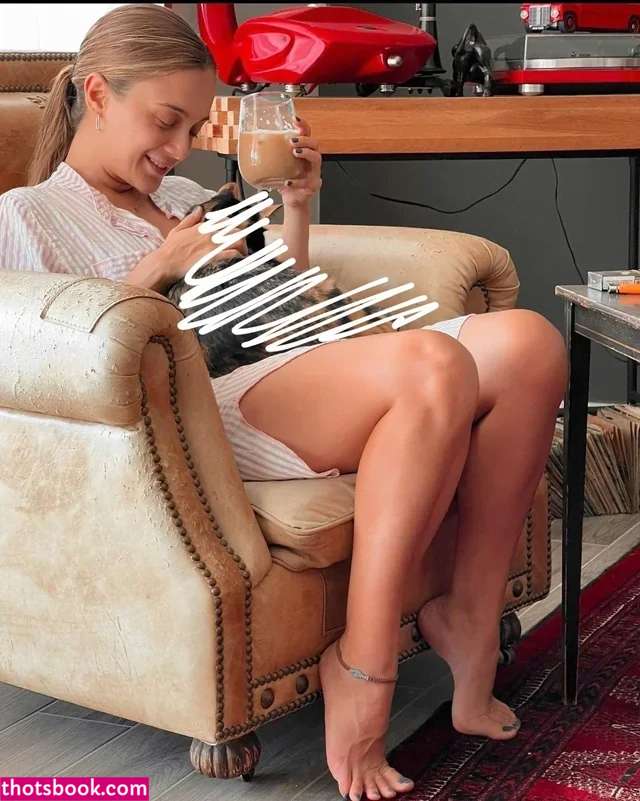 Damla Sonmez Nude Leaks OnlyFans Photos #3 1817384