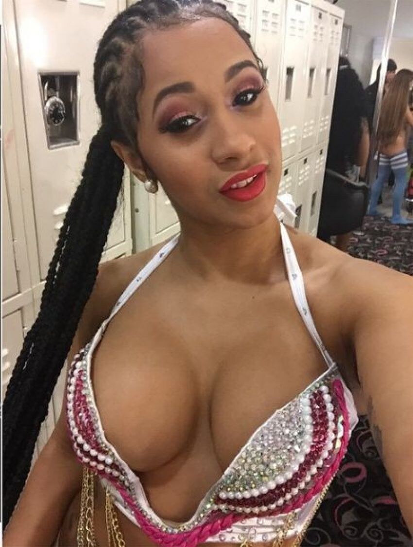 Cardi B Nude Leaked Photos 2959