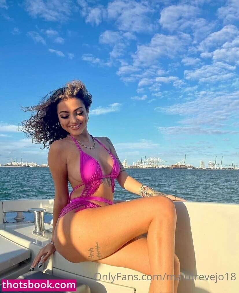 Malu Trevejo New Leaked Photos 122025