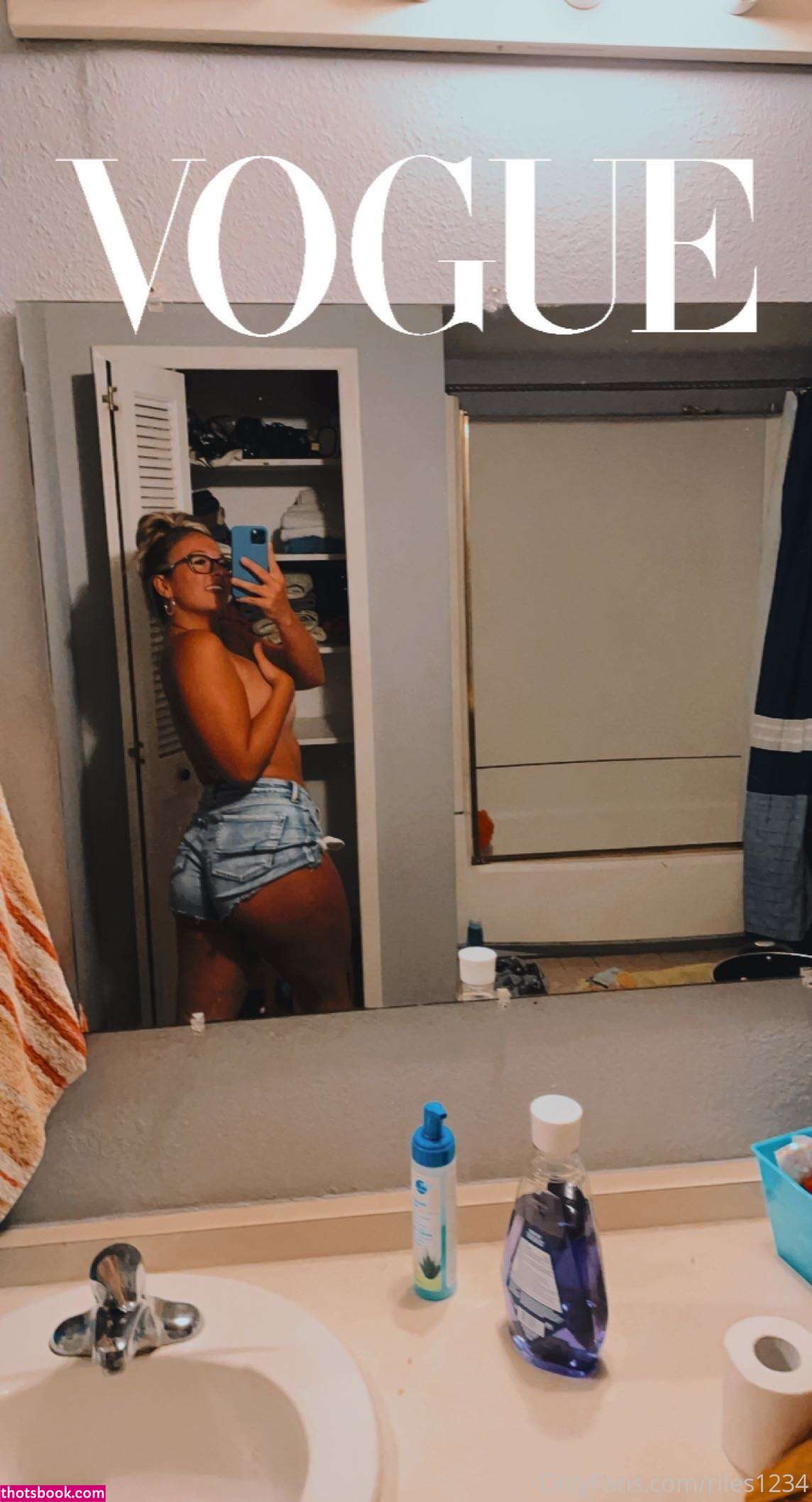 RILEY NIPPER Nude Photos #11 291194