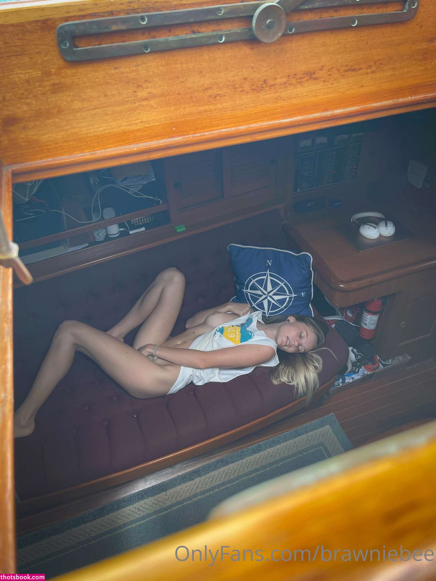 Brawniebee Nude Photos #3 306652