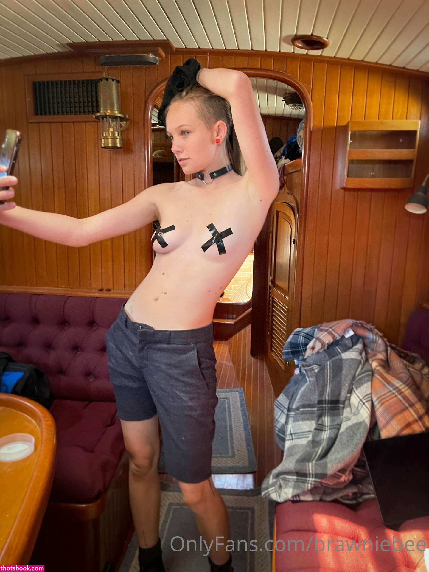 Brawniebee Nude Photos #3 306663