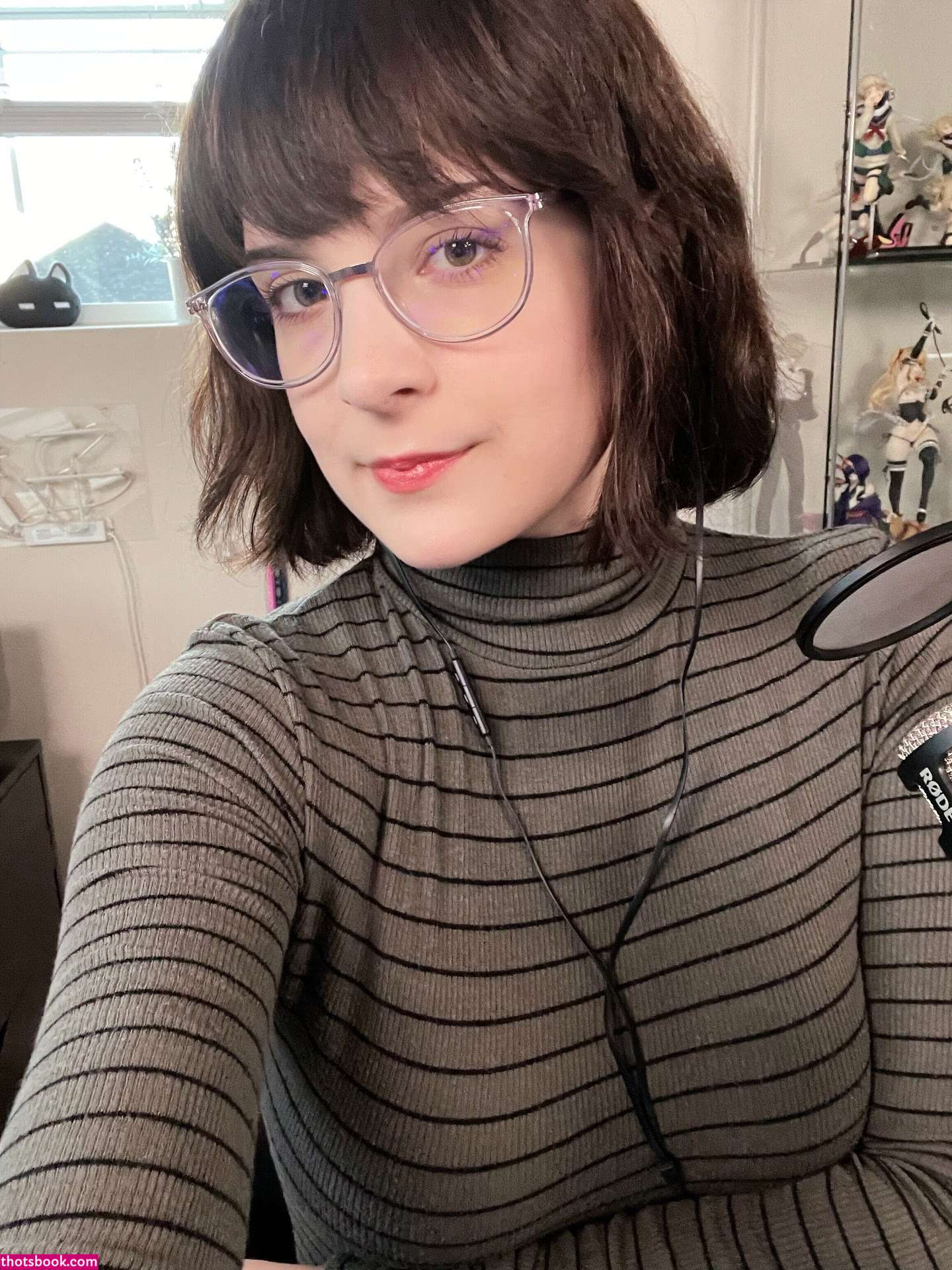 Hiso Neko Nude Photos #10 307984