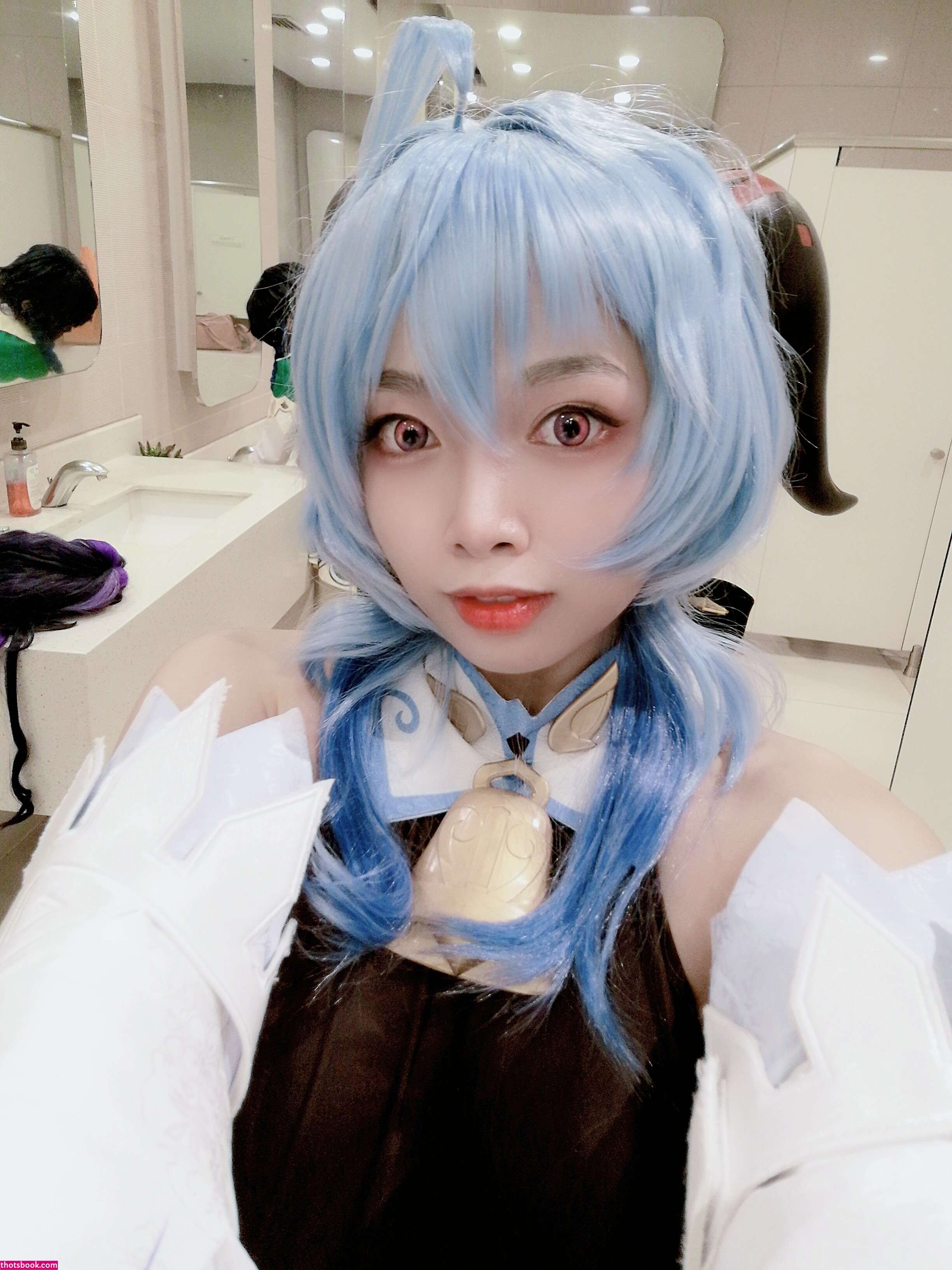 Suji Nude Photos #4 329762