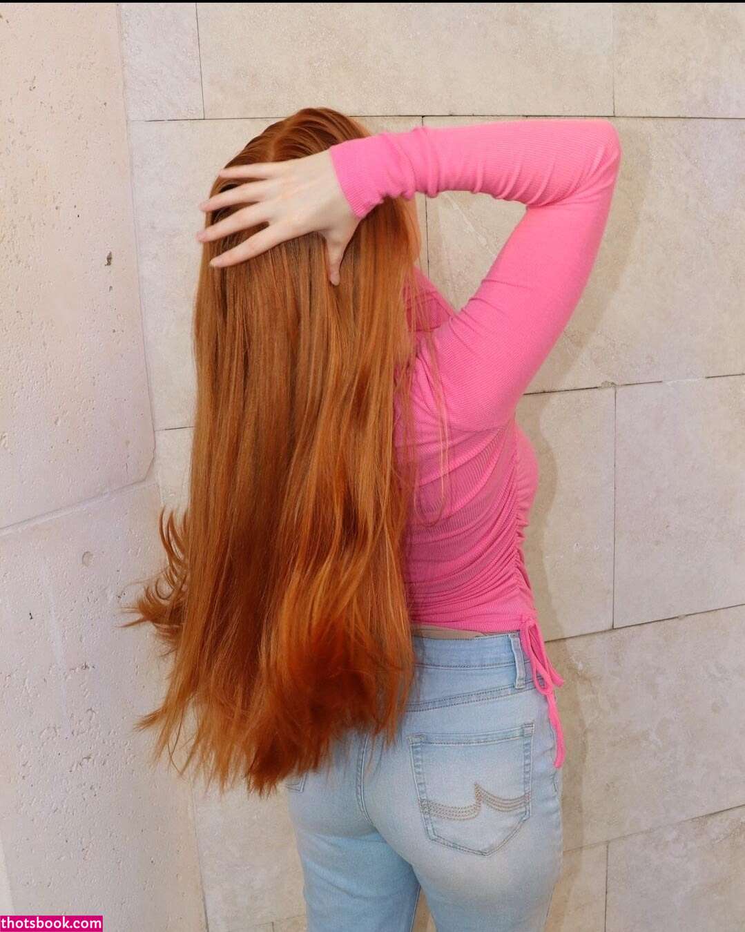 Iksnirub Twins Photos #6 281352