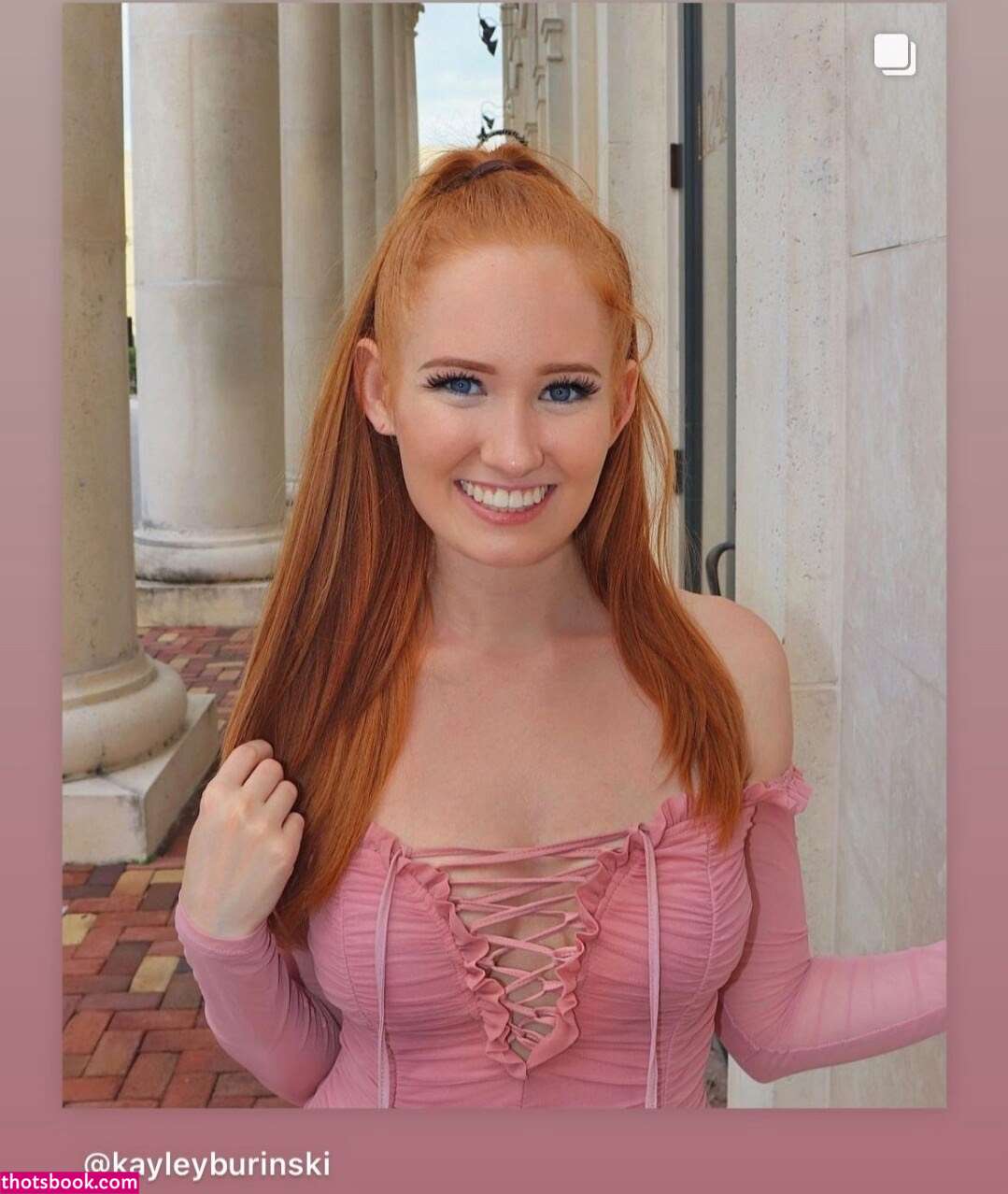 Iksnirub Twins Photos #9 281382