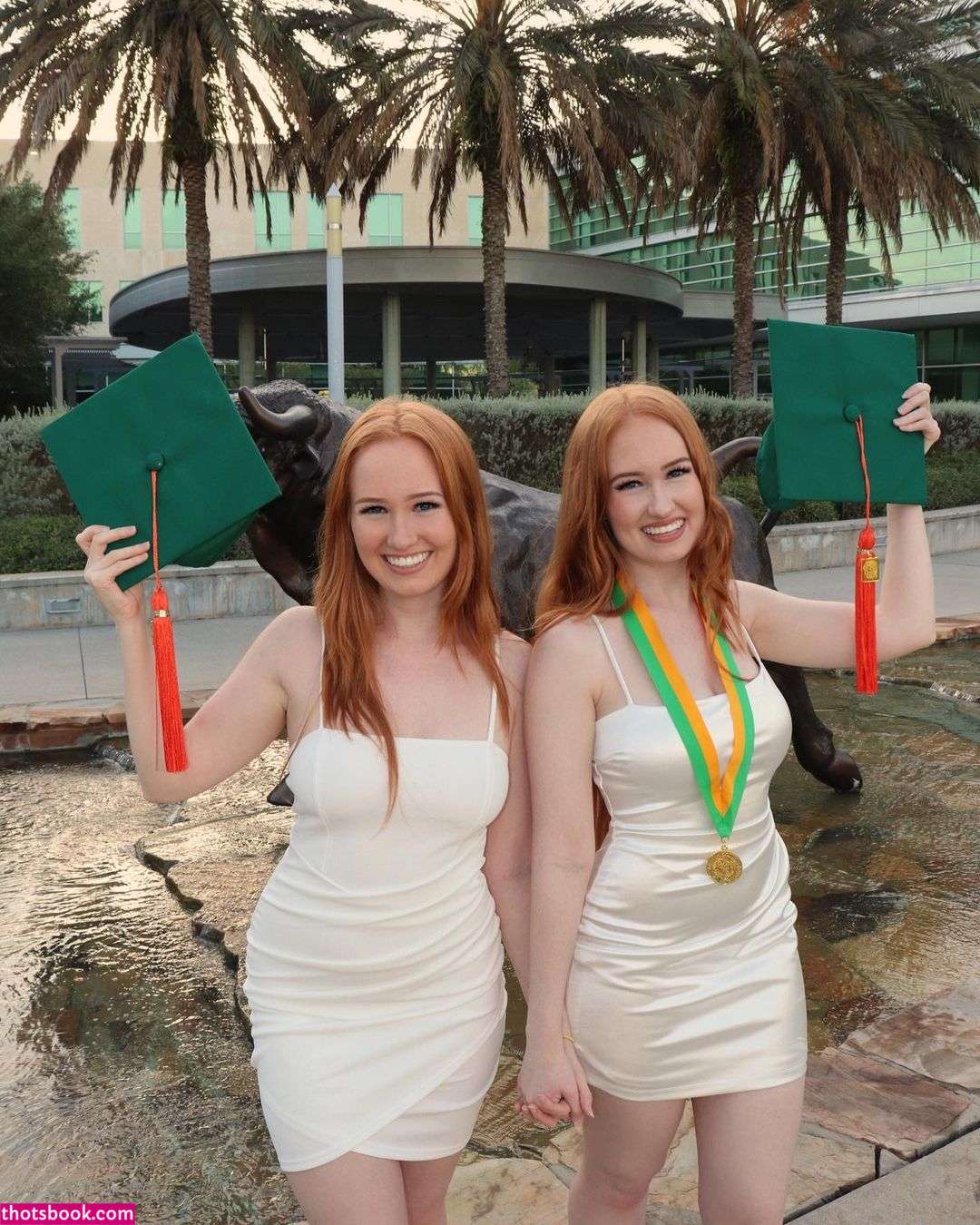 Iksnirub Twins Photos #11 281800