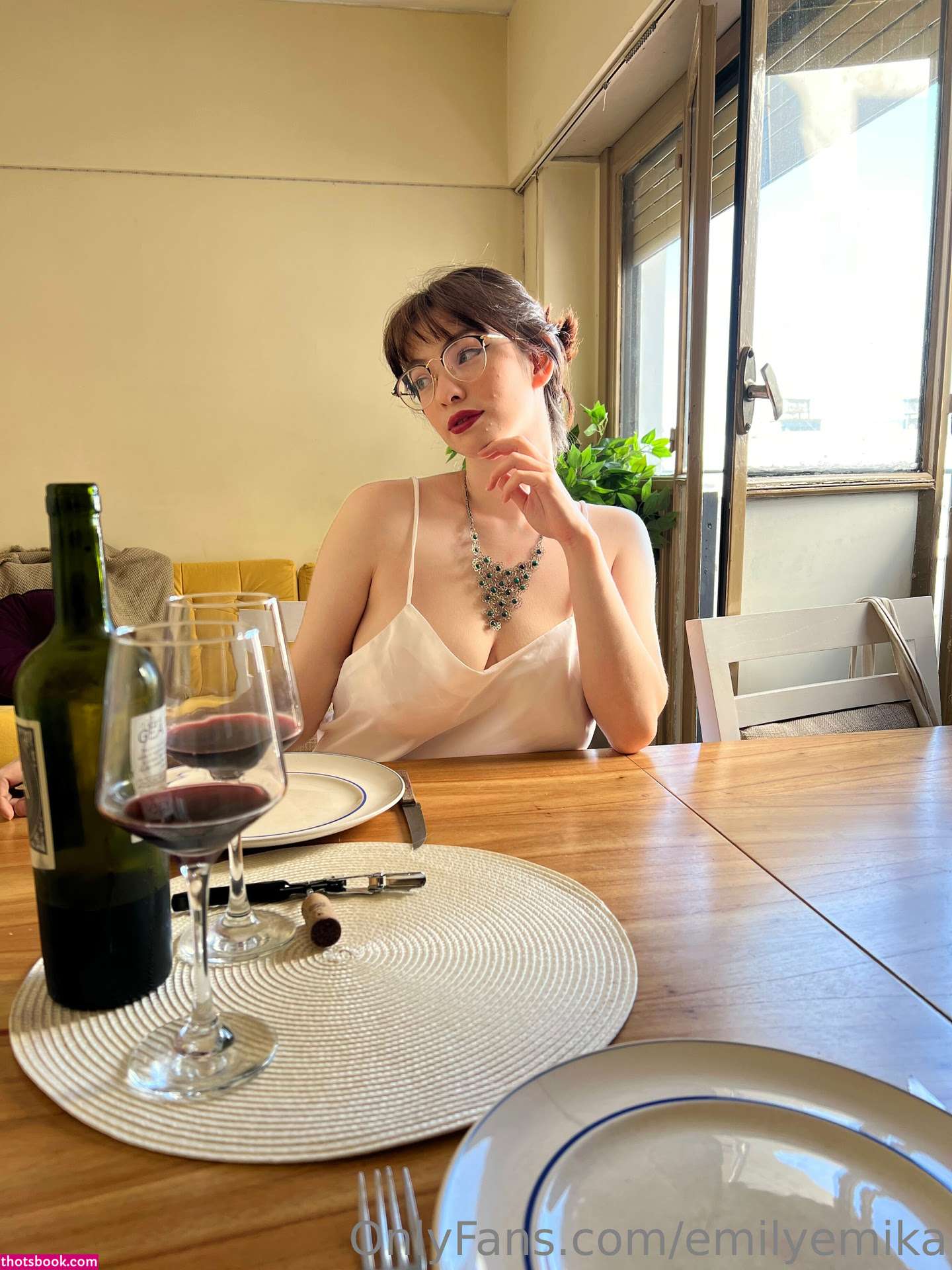 Victoriaramxs  BatmanRW  Emilyemilka Photos #14 284198