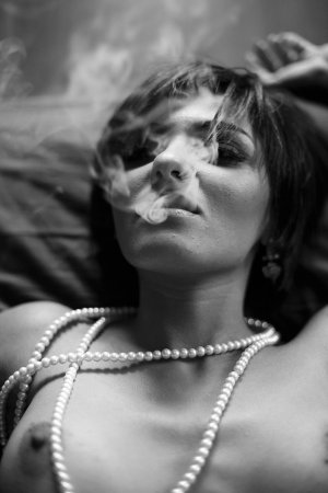 Gigiglamorousxx Nude Photos #1