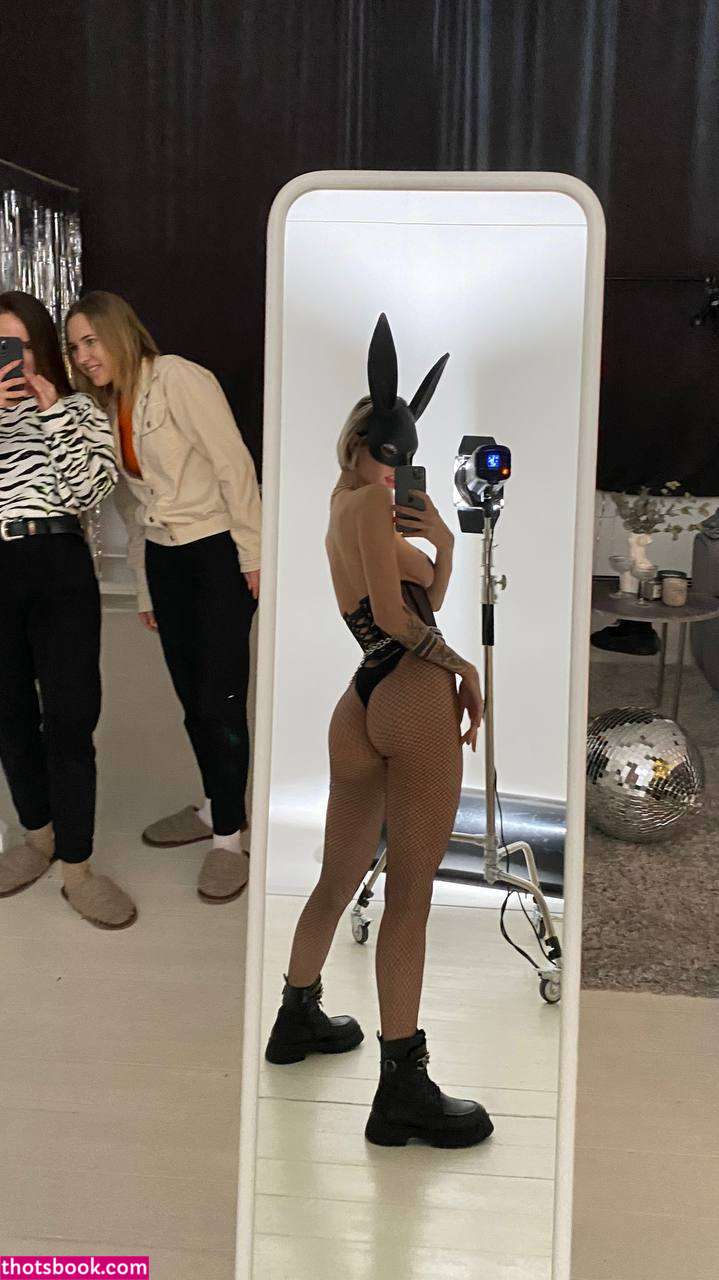 Vialentina Nude Photos #3 299757