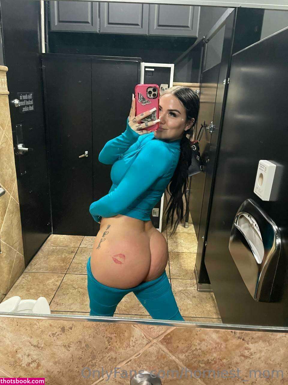 Karmen Karma Nude Photos #16 300814