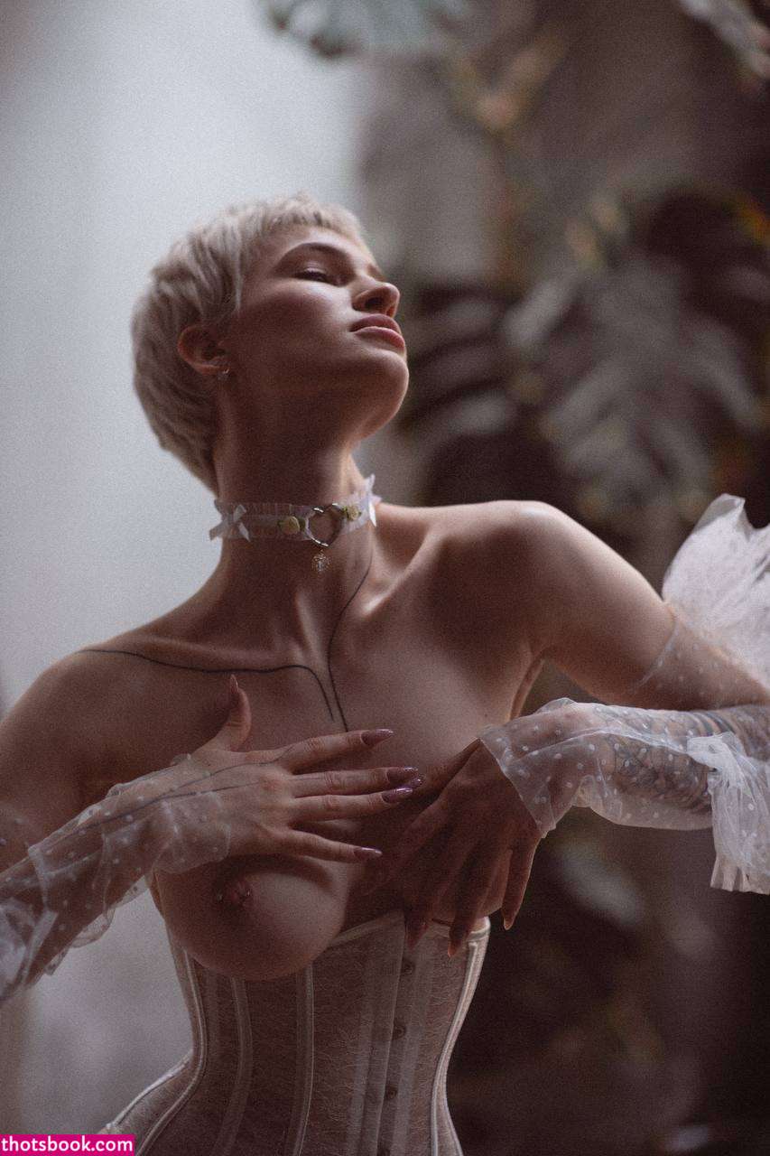 Vialentina Nude Photos #13 301024