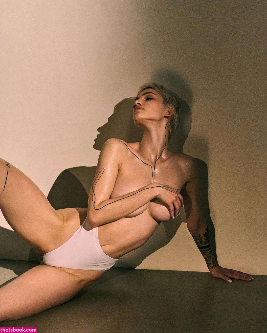 Vialentina Nude Photos #14 301030