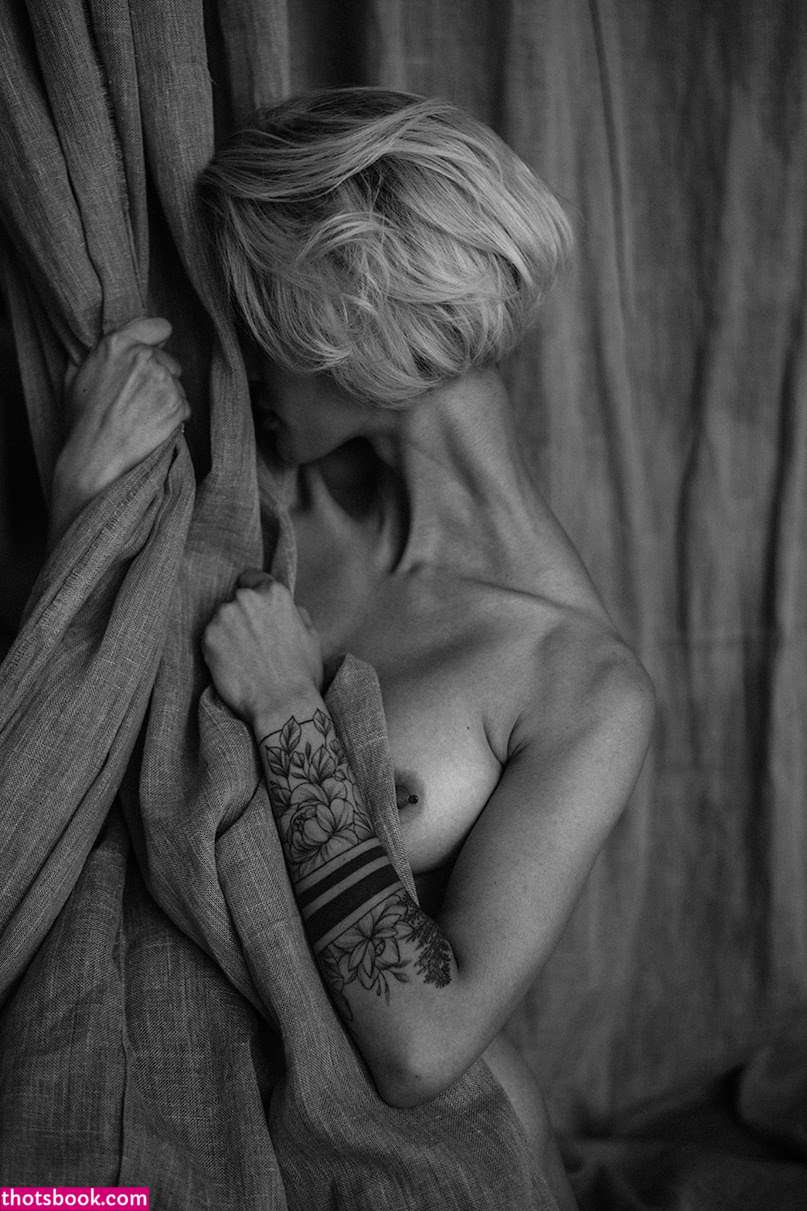 Vialentina Nude Photos #14 301038