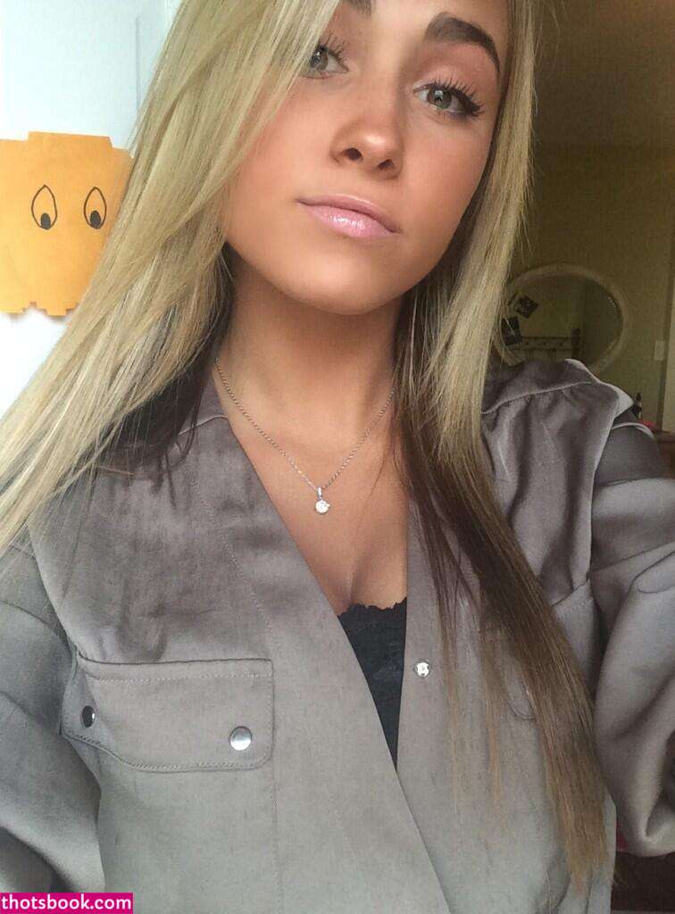 Olivia Lhopitault  Livlhob  Lilhoppytoe20 Nude OnlyFans Photos #1 320069