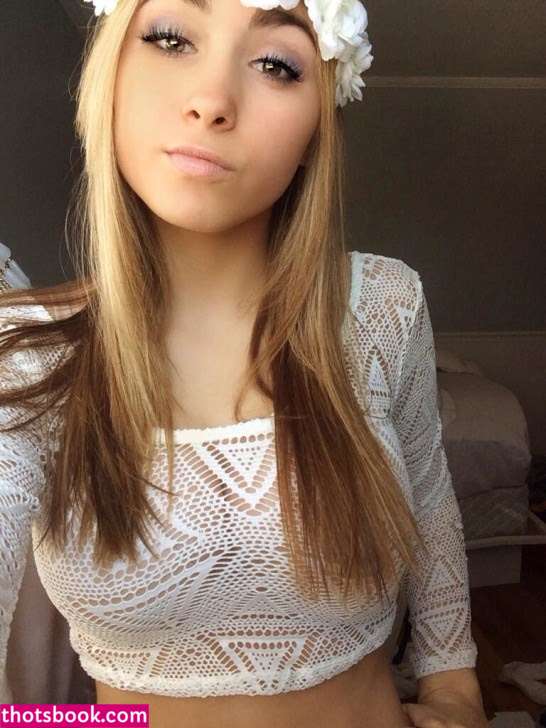 Olivia Lhopitault  Livlhob  Lilhoppytoe20 Nude OnlyFans Photos #1 320084