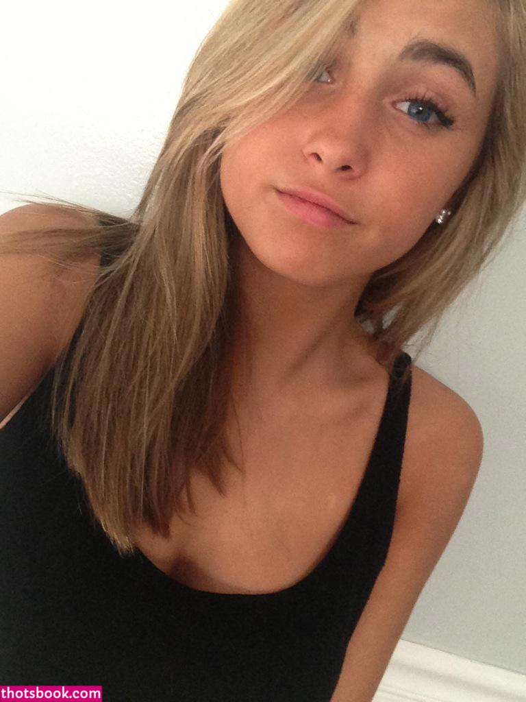 Olivia Lhopitault  Livlhob  Lilhoppytoe20 Nude OnlyFans Photos #1 320085