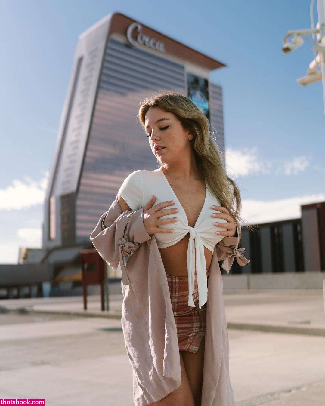 Lauren Brooks Nude Photos #4 294161