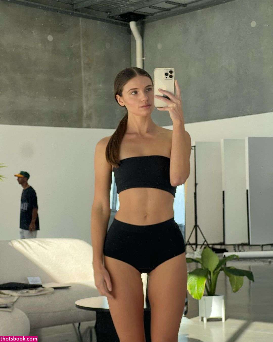 Julia Edwards Photos #4 277389