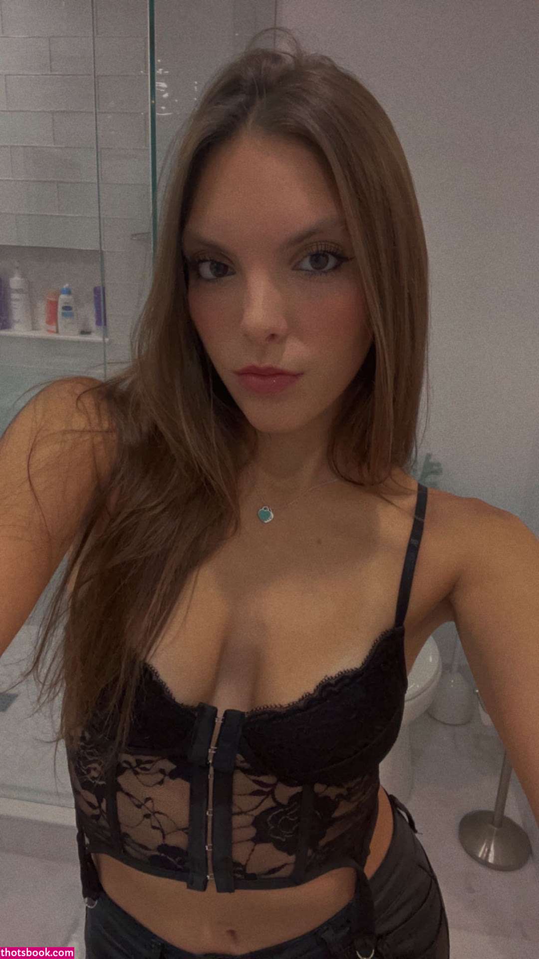 Jackie Aron Photos #2 280384