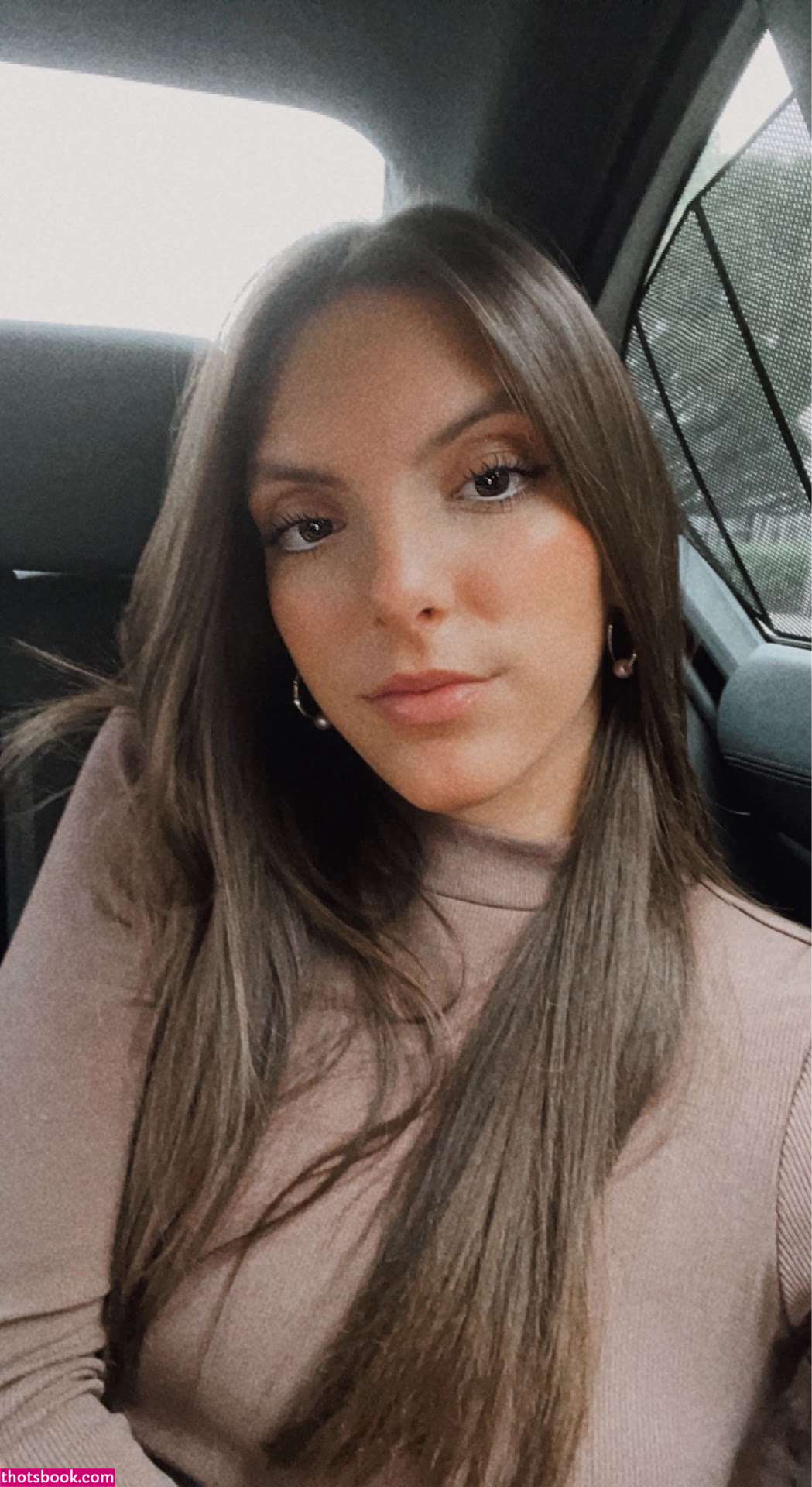 Jackie Aron Photos #2 280391