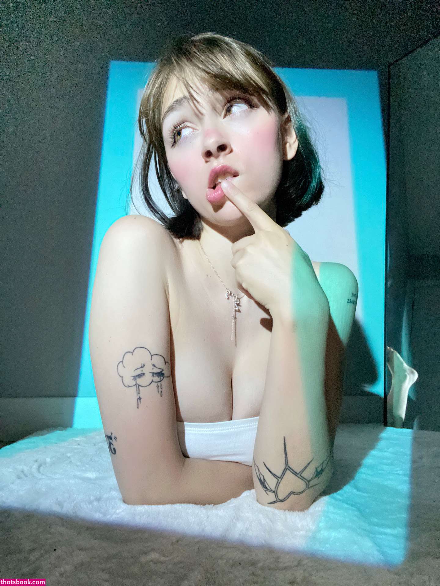 Awholelottazozo Nude Photos #5 306530