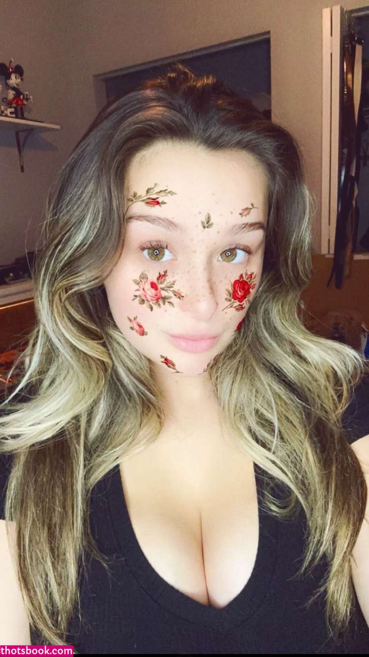 Trinity Morisette Photos #3 285485