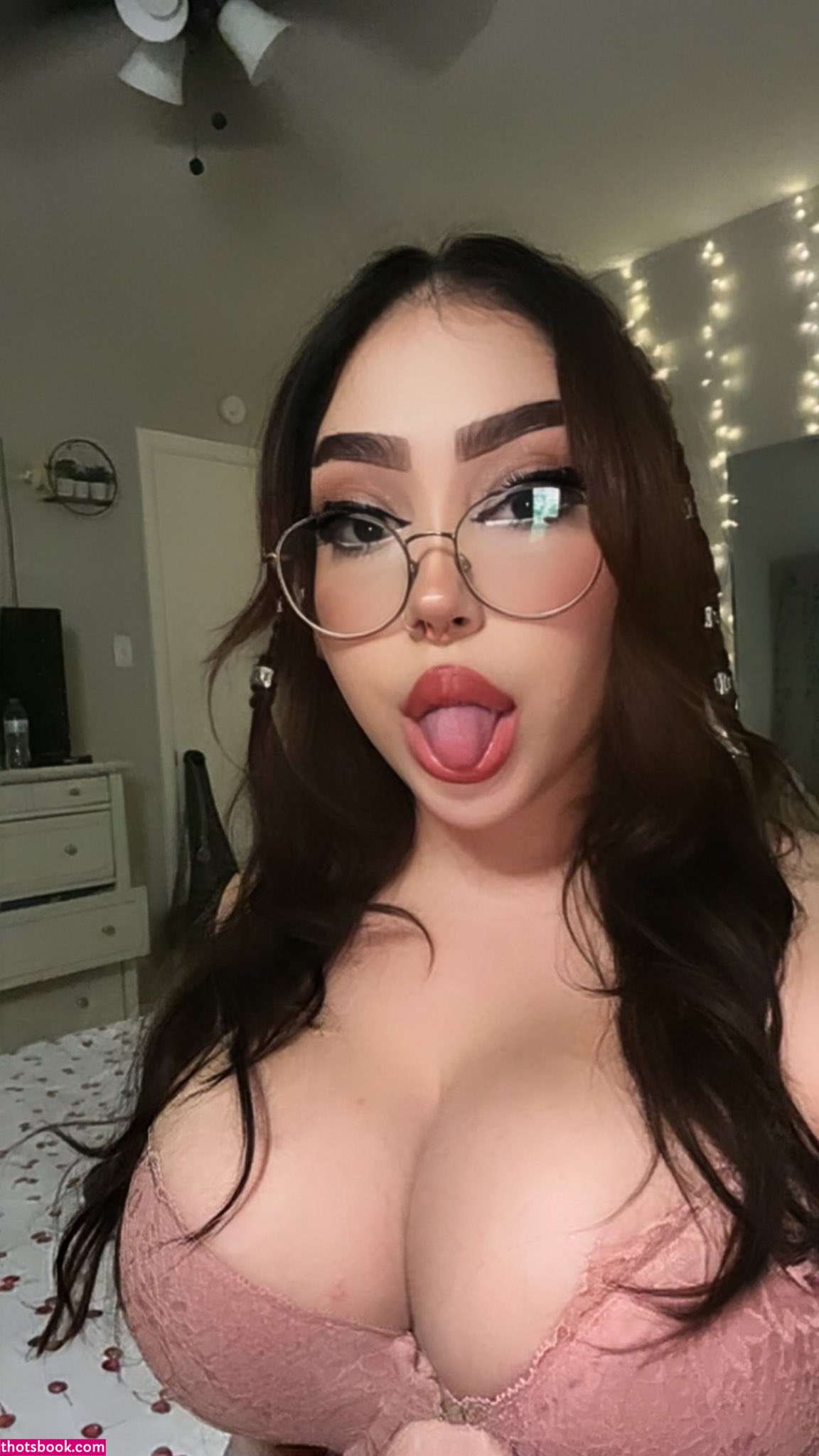 skzdesiree Nude Photos #1 302344