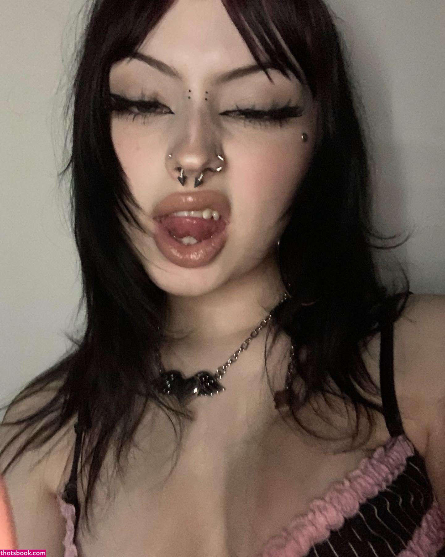 b4i1e3  b4il3e Nude Photos #6 302634