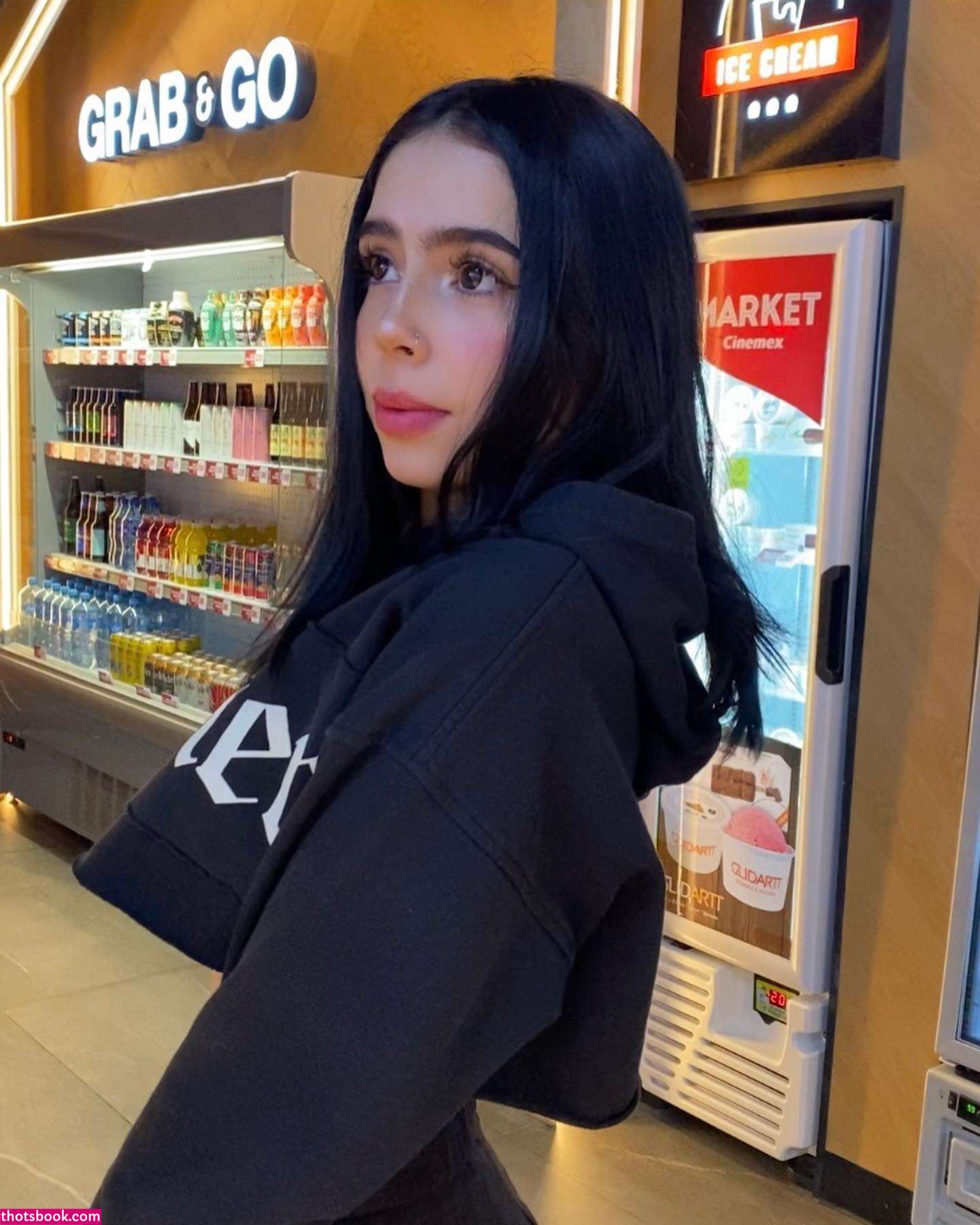 La Nina Fresa  Mariana Grimaldi Nude Photos #16 303513