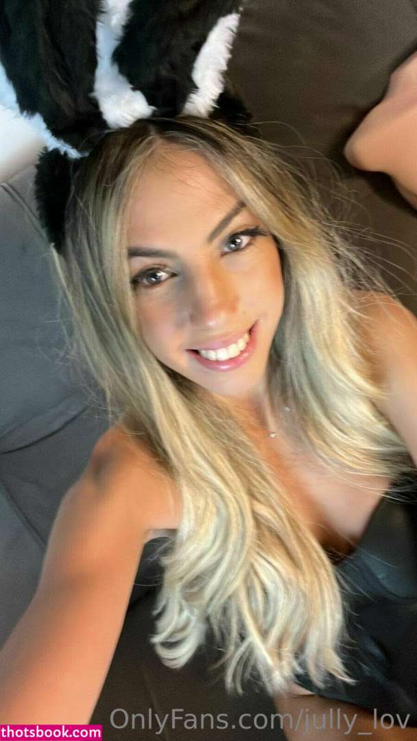 Jully Lov Nude OnlyFans Photos #5 1048414